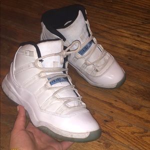 JORDAN 11’s  3Y